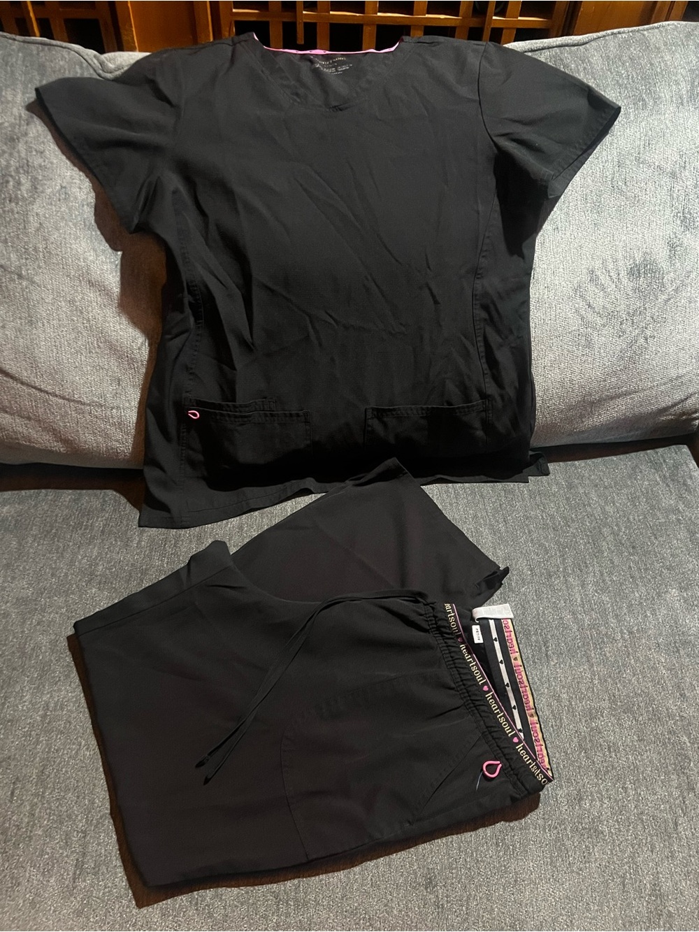 HeartSoul Women's Black Scrub Top & Drawstring Pants Set